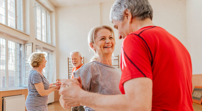 Old couples dancing in love